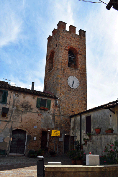 Montepescali, la Torre dell'orologio